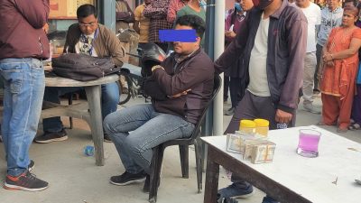 औषधी व्यवस्था विभाग विराटनगरका फार्मेसी अधिकृत २ लाख घुससहित पक्राउ