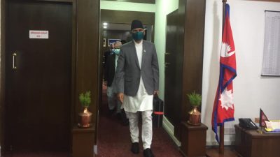भारत भागेका न्युट्रास्युटीकल मोरङका अध्यक्ष विपिन झा नेपाल फर्किएपछि पक्राउ,…