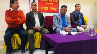 चिकित्सकको आवश्यक दरबन्दी खुला गरेर सेवा प्रभावकारी बनाइनेछ : स्वास्थ्यमन्त्री