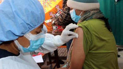 नेपालमा एक करोड ३७ लाखले प्राप्त गरे पूर्ण खोप