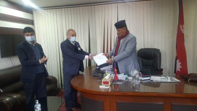 कोभिड-१९ खोप अध्ययन समितिले बुझायो प्रतिवेदन