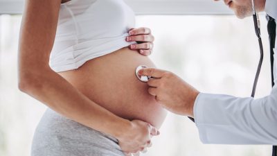 कोभिड खोप नलिए गर्भमै शिशुको मृत्यु हुन सक्ने : अध्ययन
