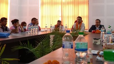 सरकार र निजी क्षेत्र मिले मात्रै औषधिमा आत्मनिर्भर बन्न सक्छौंः&hellip;