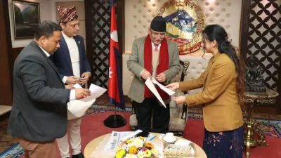 स्वास्थ्य राज्यमन्त्री डा. तोषिमा कार्कीले बुझाइन् राजीनामा