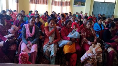 ‘असल आमा’ लाई नगद र प्रमाण–पत्र